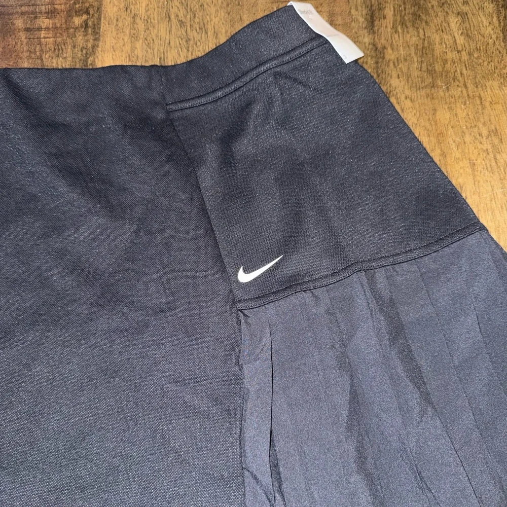 Nike Black Pleated Side-Panel Sport Skirt